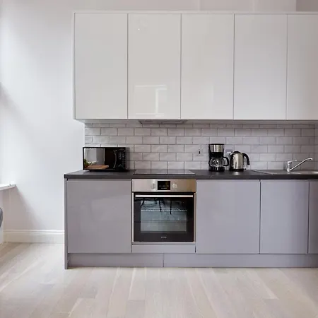 2Vh Virginia House, 31 Bloomsbury Way By City Living London Exterior photo